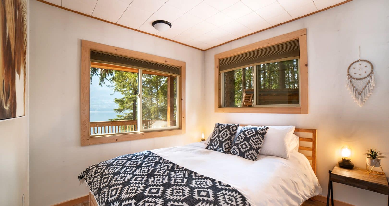 Kootenay Lake Cabin Rentals